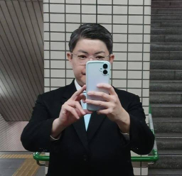 akiratomi1985