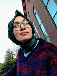 esma_khayriye